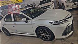 تۆیۆتا کامری